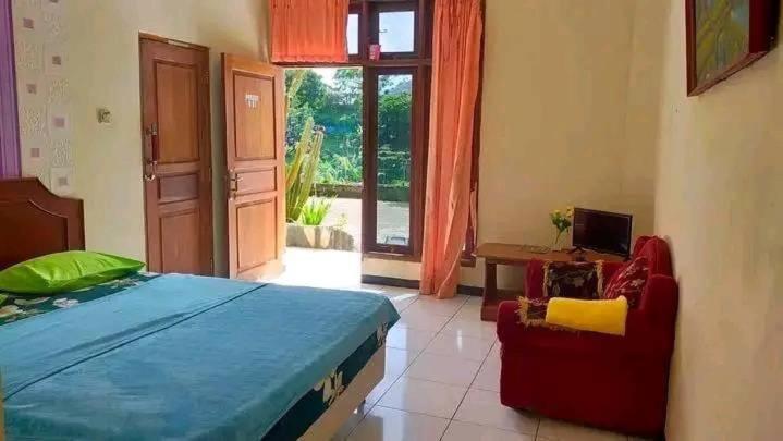 Villa Puncak Resort Cikundul Екстериор снимка